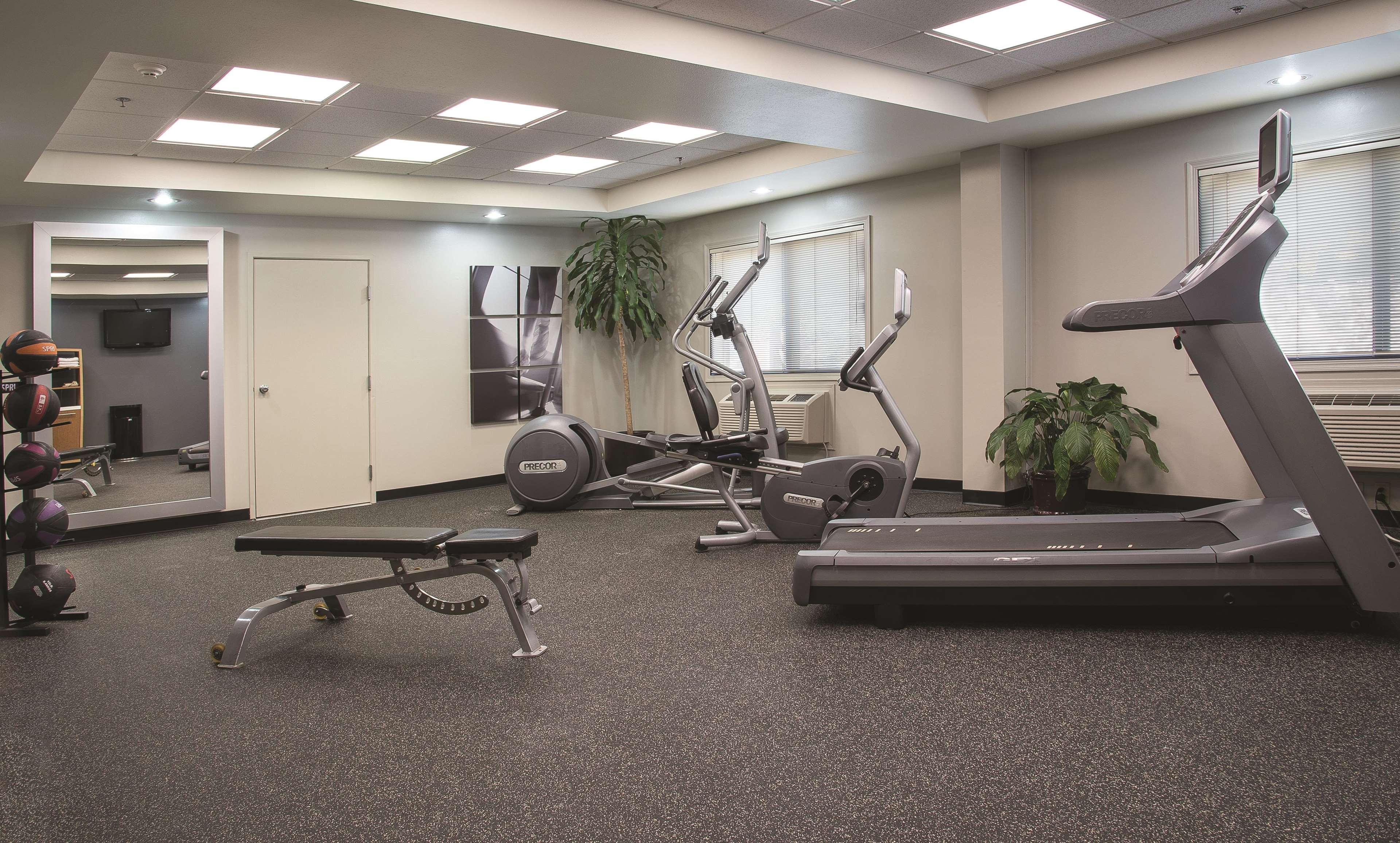 Doubletree By Hilton Racine Harbourwalk Hotel Екстериор снимка