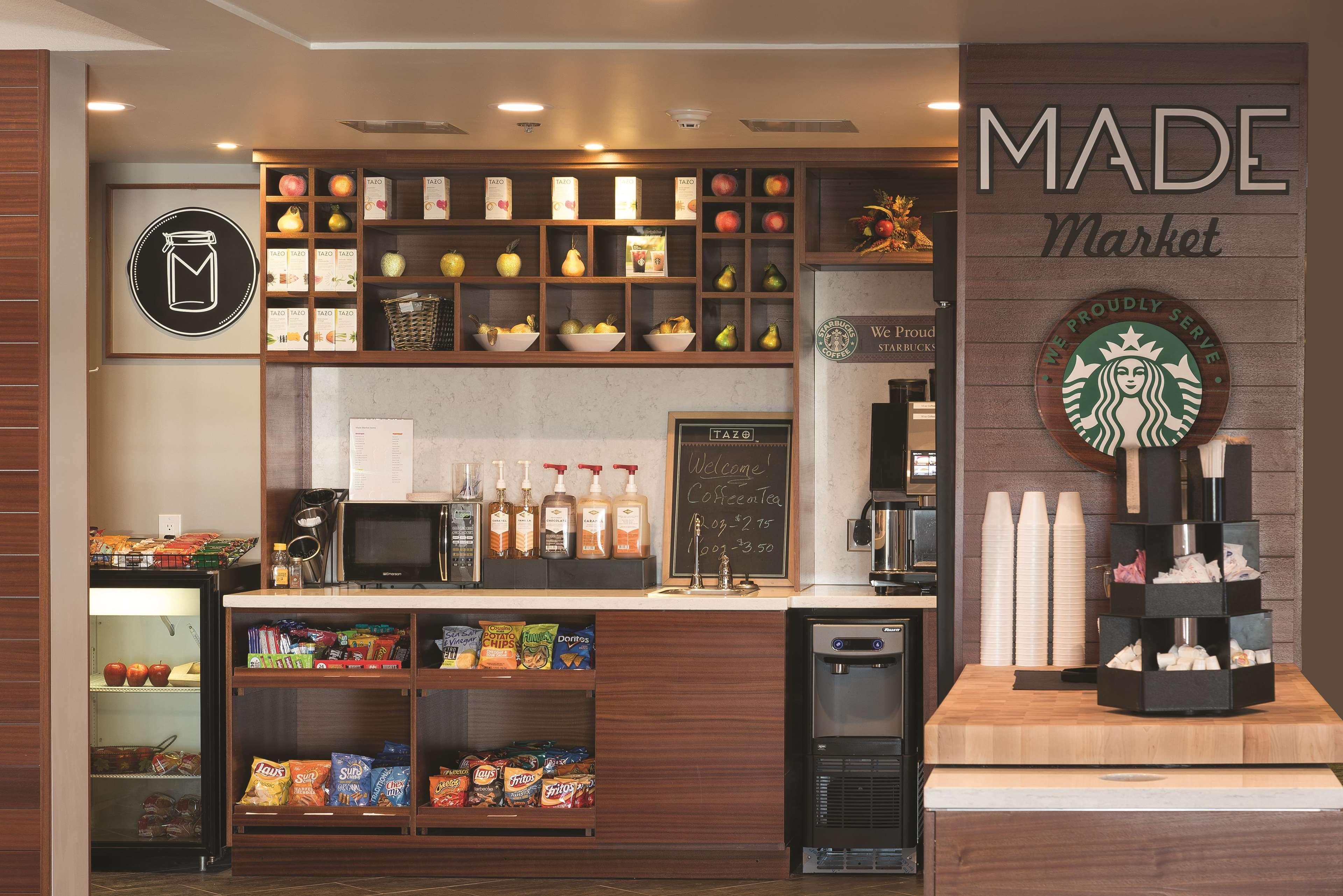 Doubletree By Hilton Racine Harbourwalk Hotel Екстериор снимка