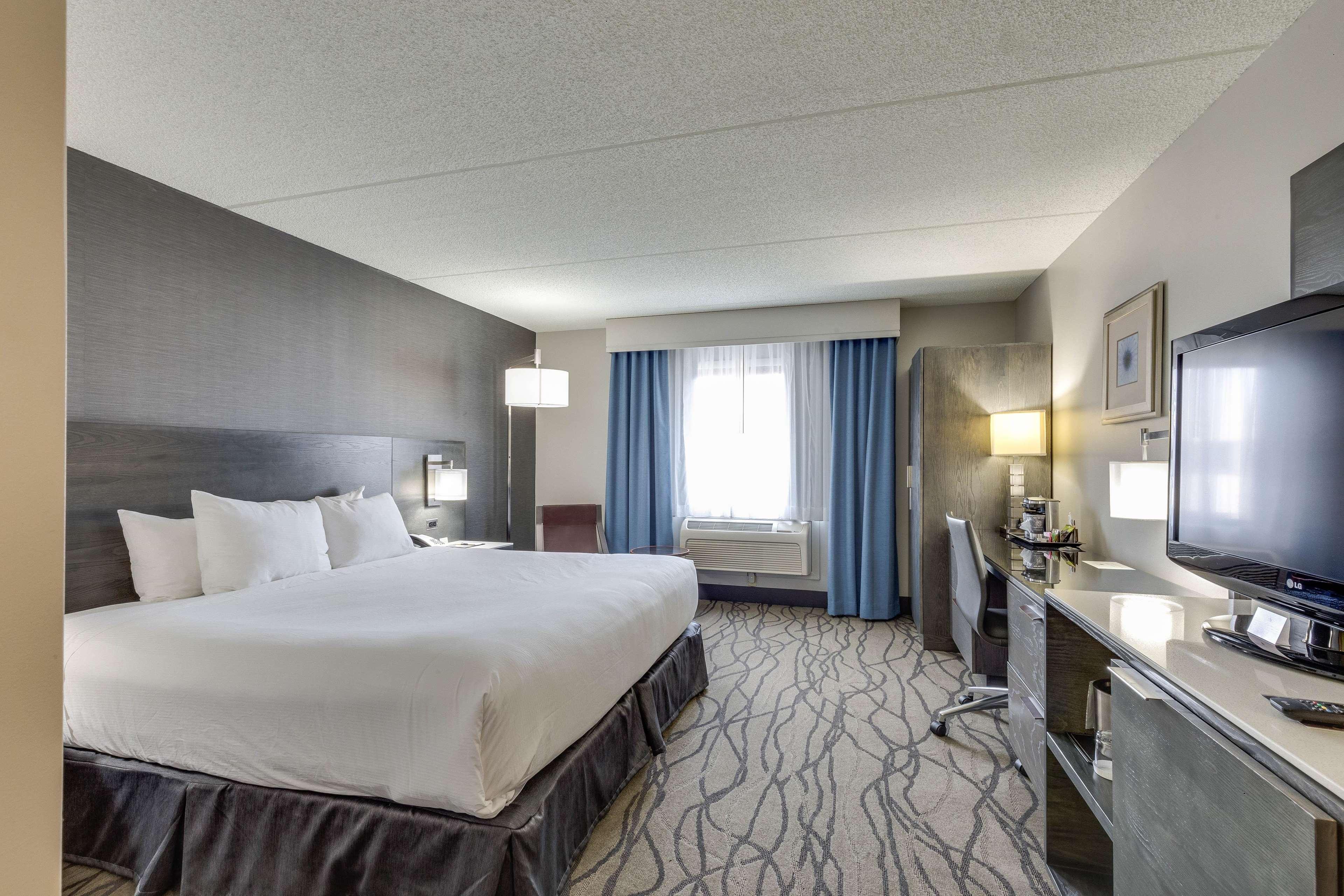 Doubletree By Hilton Racine Harbourwalk Hotel Екстериор снимка