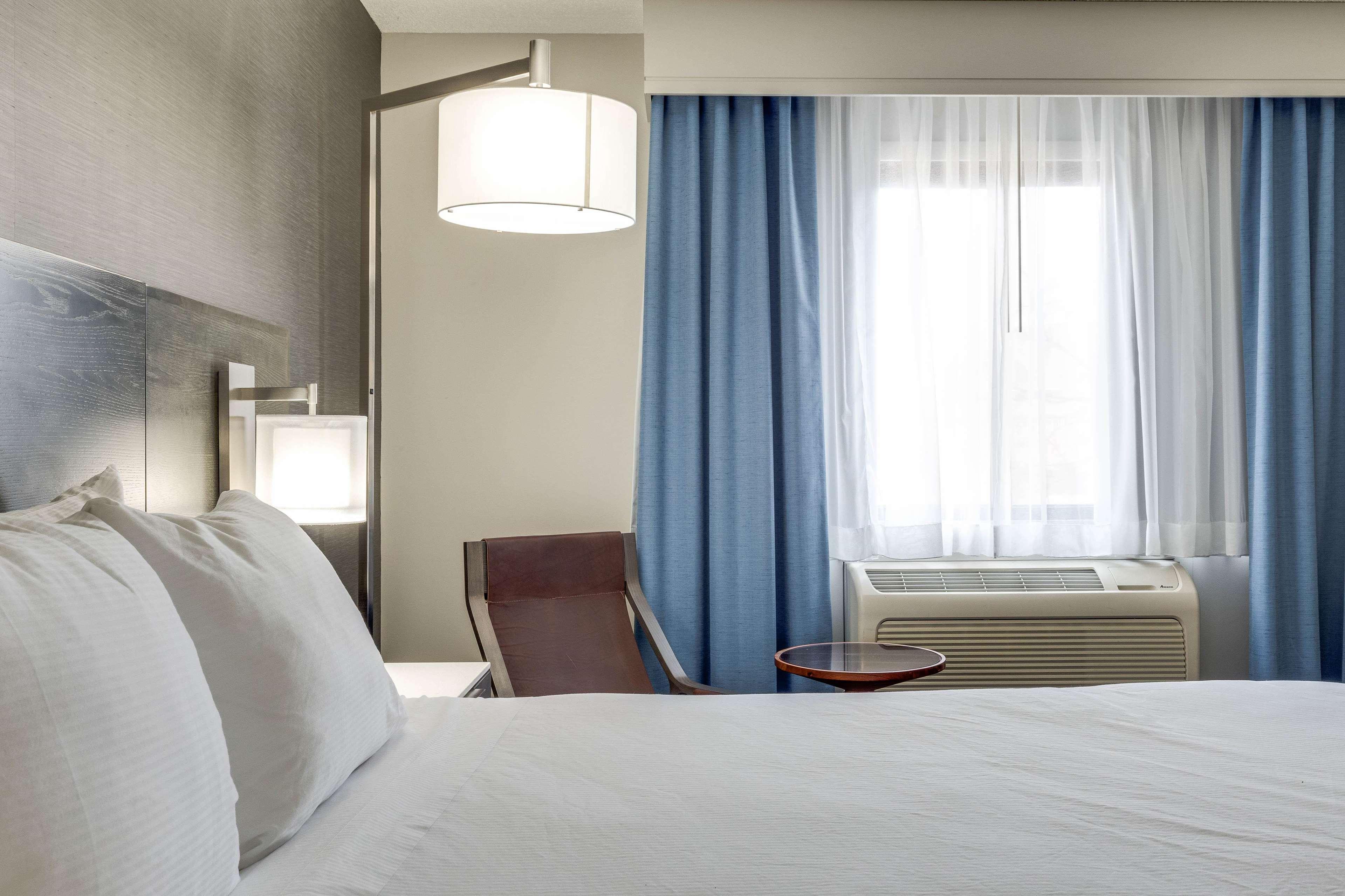 Doubletree By Hilton Racine Harbourwalk Hotel Екстериор снимка