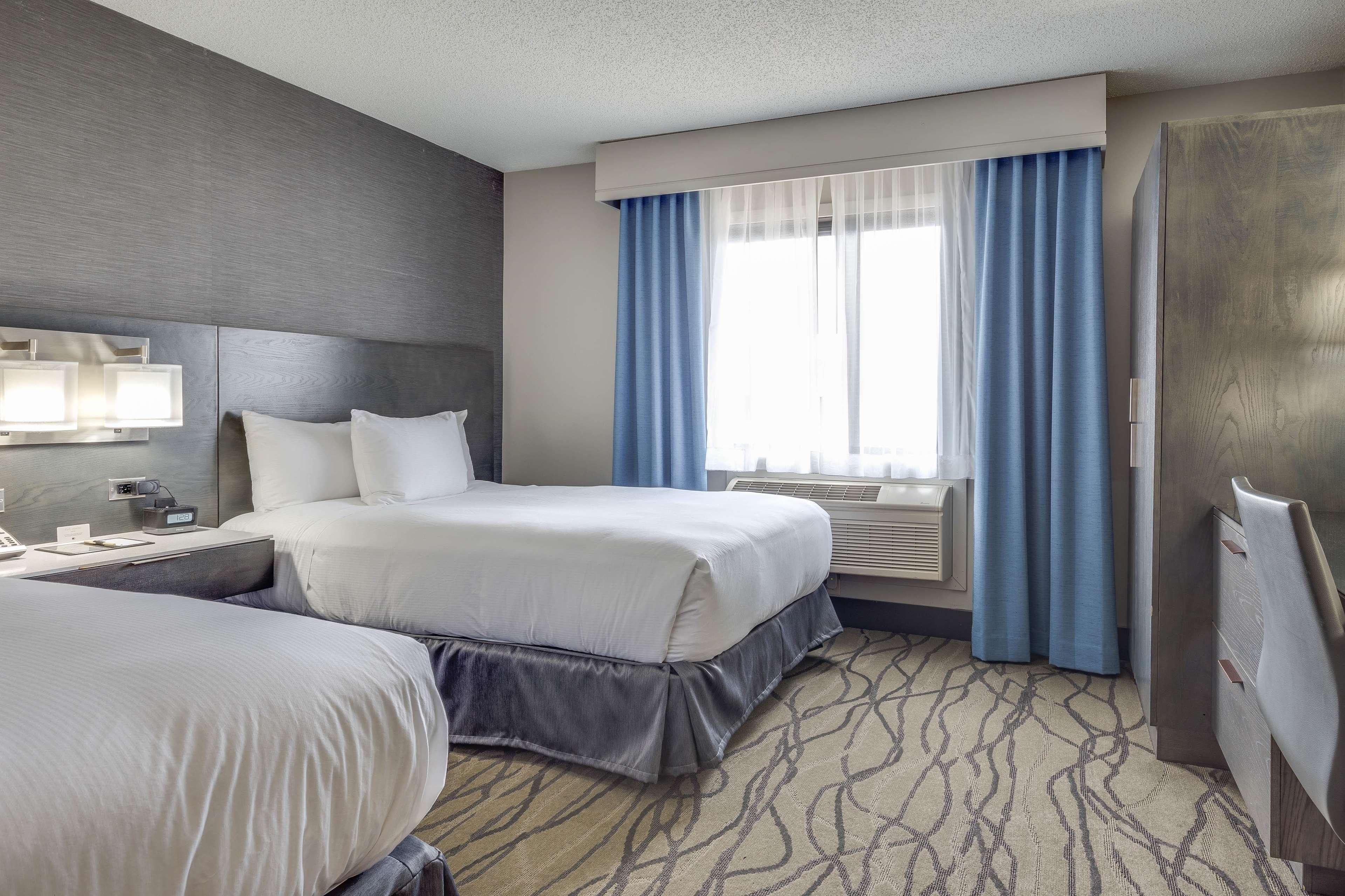 Doubletree By Hilton Racine Harbourwalk Hotel Екстериор снимка