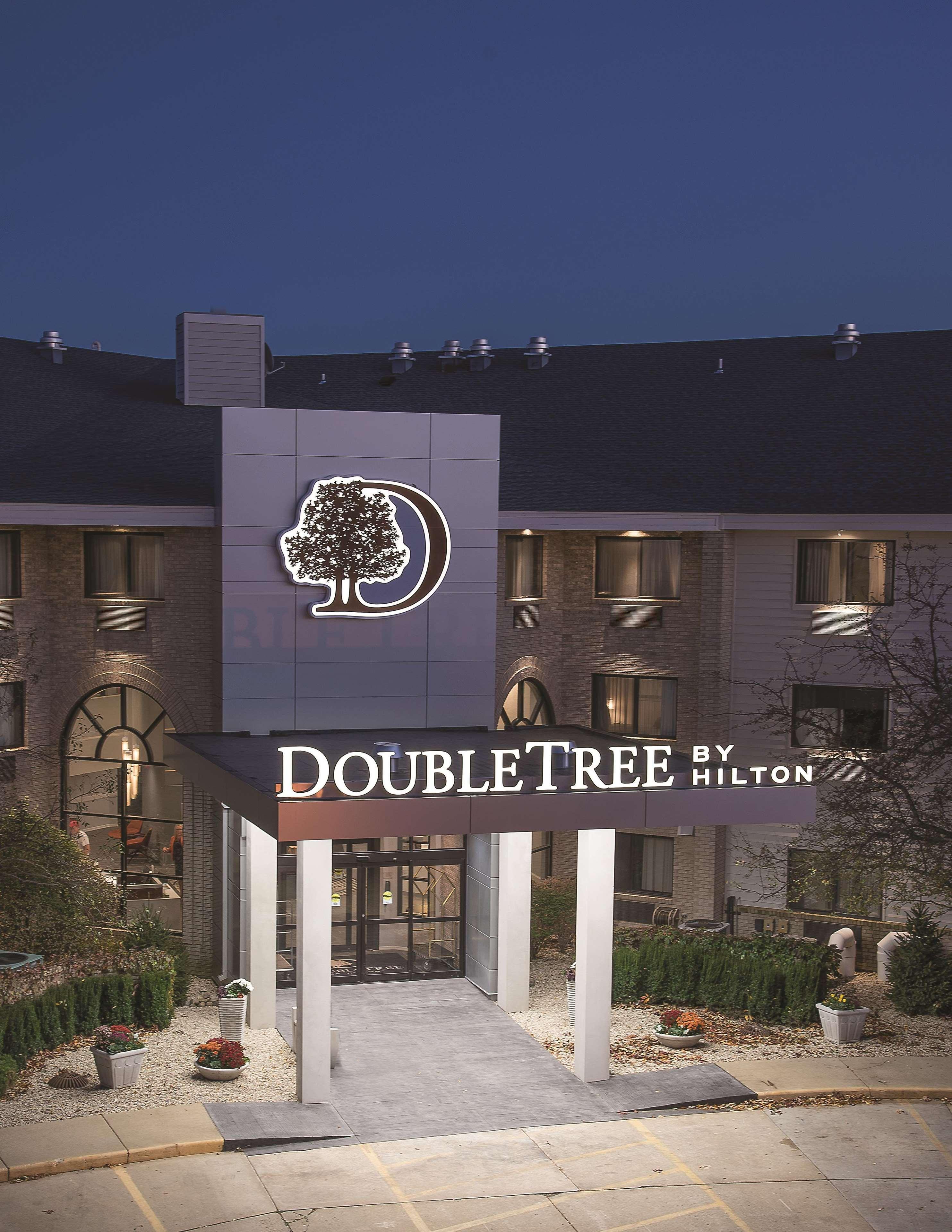 Doubletree By Hilton Racine Harbourwalk Hotel Екстериор снимка