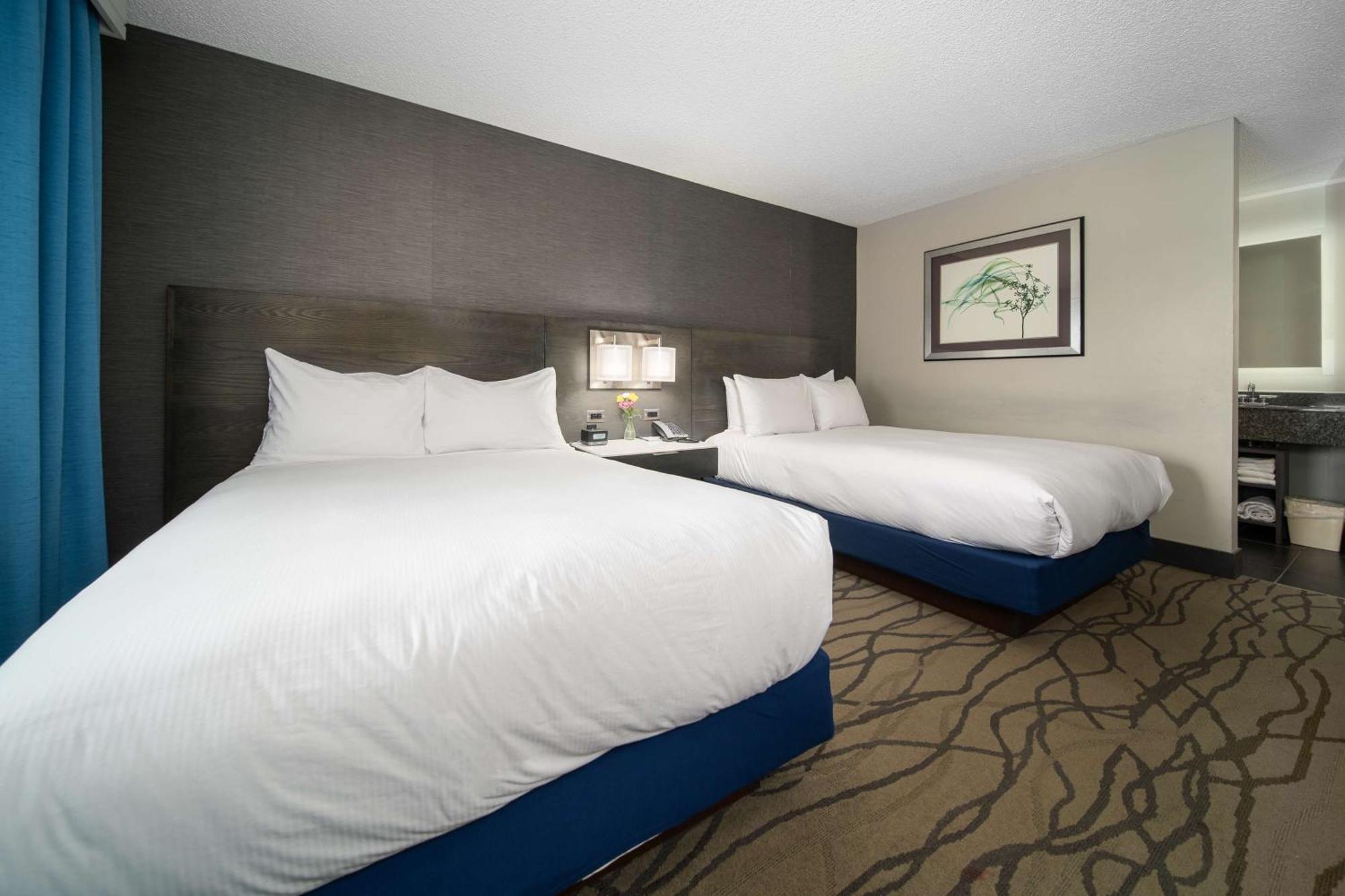Doubletree By Hilton Racine Harbourwalk Hotel Екстериор снимка