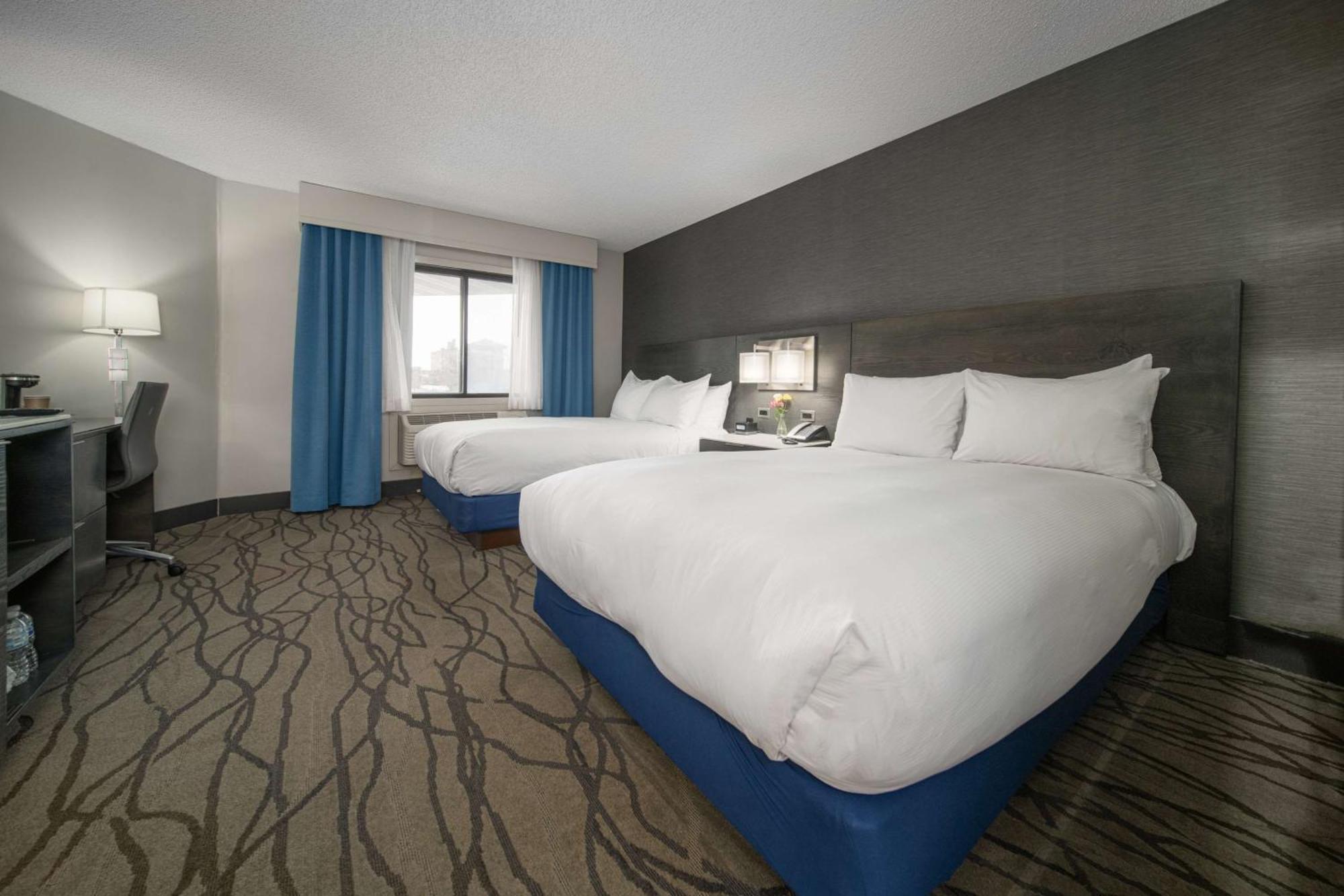 Doubletree By Hilton Racine Harbourwalk Hotel Екстериор снимка