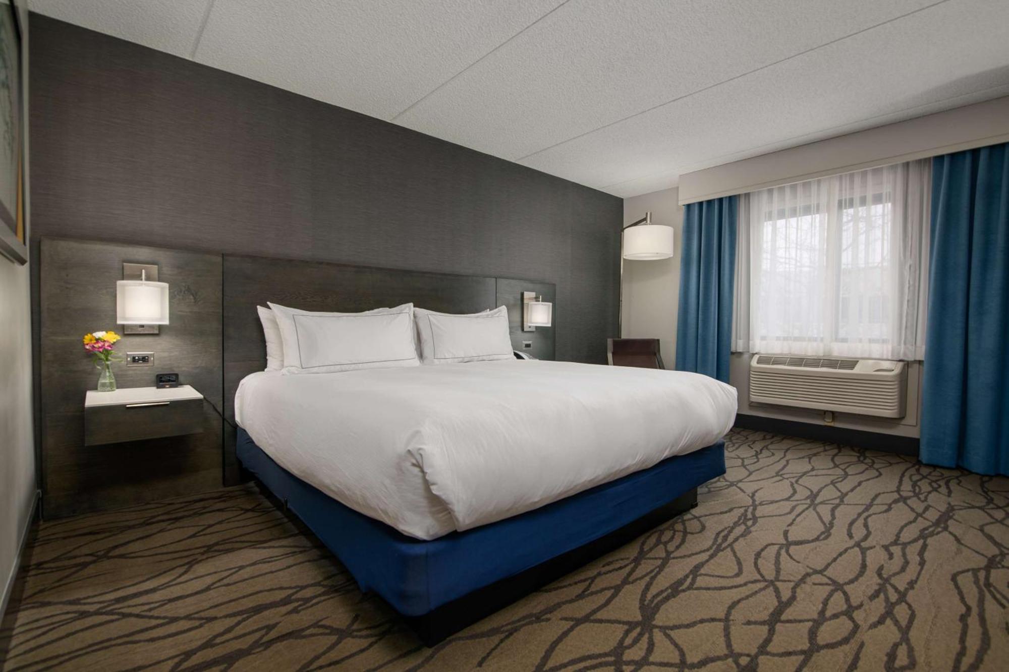 Doubletree By Hilton Racine Harbourwalk Hotel Екстериор снимка